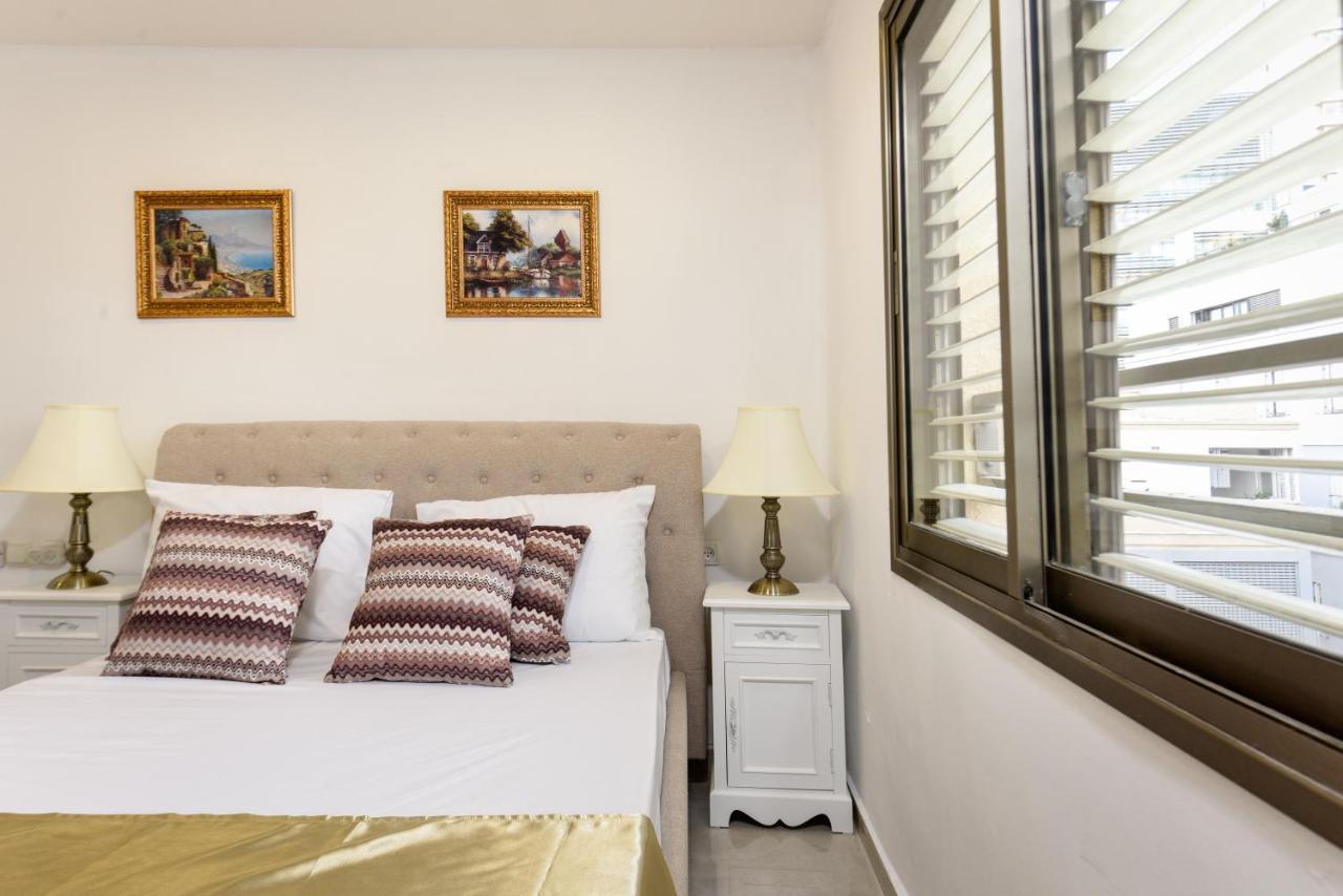 Ji Neve Tzedek Tel Aviv Aparthotel Buitenkant foto